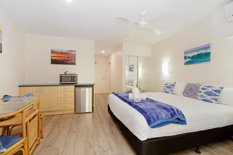 The Cove Yamba - Sydney Tourism 1