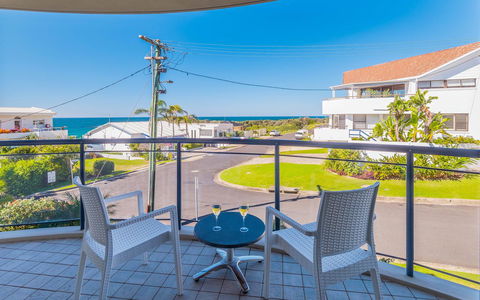 The Cove Yamba - Sydney Tourism 0