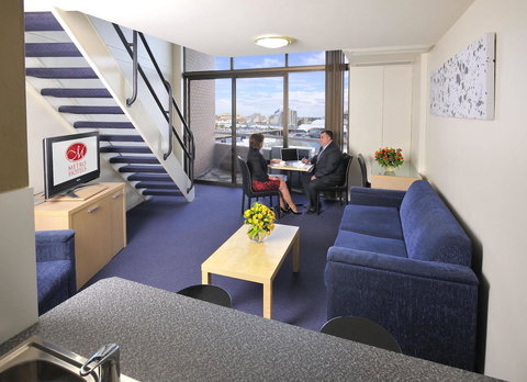 Metro Apartments On Darling Harbour - Sydney Tourism 6