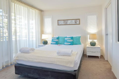 Boathouse Resort (Water Front) - Sydney Tourism 19