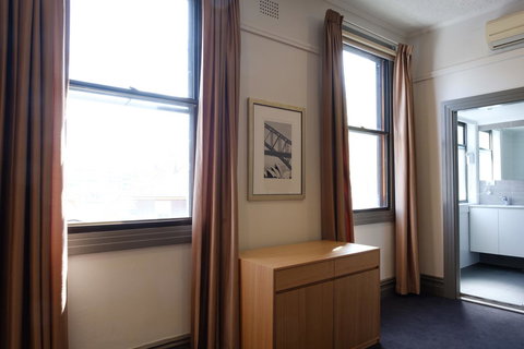 Royal Exhibition Hotel - Sydney Tourism 10