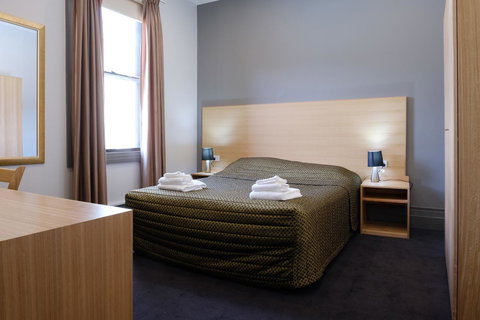 Royal Exhibition Hotel - Sydney Tourism 19