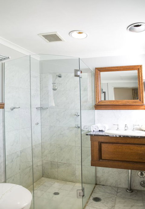 Royal Exhibition Hotel - Sydney Tourism 37