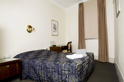 Royal Exhibition Hotel - Sydney Tourism 23