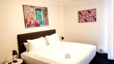 Liv Apartments Haymarket - Sydney Tourism 7