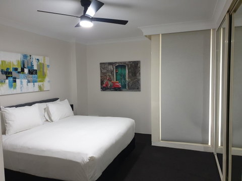 Liv Apartments Haymarket - Sydney Tourism 5