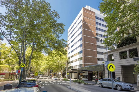 Macleay Hotel - Sydney Tourism 1