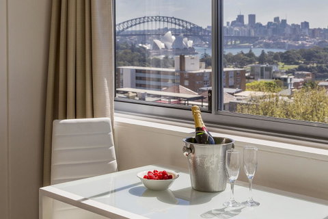 Macleay Hotel - Sydney Tourism 18