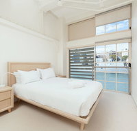 Waterfront Apartment on Sydney Harbour - Sydney Tourism