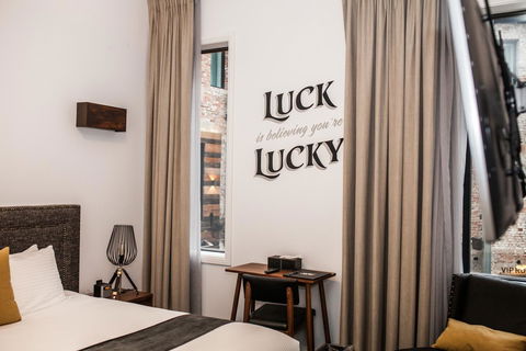 The Lucky Hotel - Sydney Tourism 1