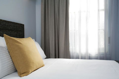 The Lucky Hotel - Sydney Tourism 33