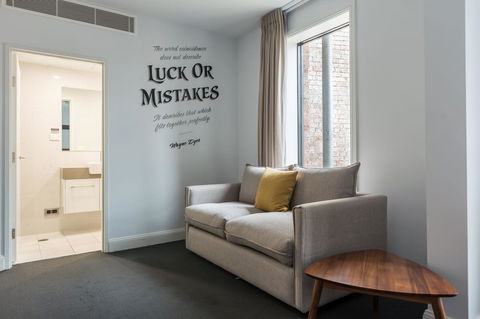 The Lucky Hotel - Sydney Tourism 23