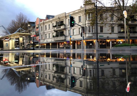The Lucky Hotel - Sydney Tourism 0