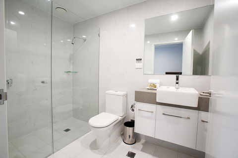 The Lucky Hotel - Sydney Tourism 22