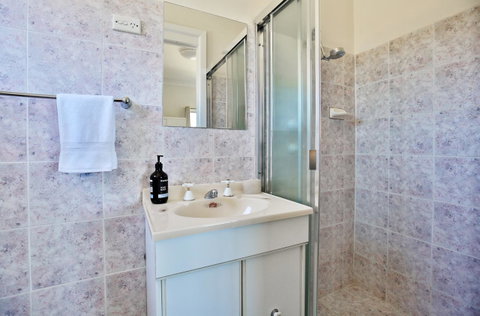 Glory @ Culburra - Absolute Beachfront - Pet & Family Friendly - Sydney Tourism 10