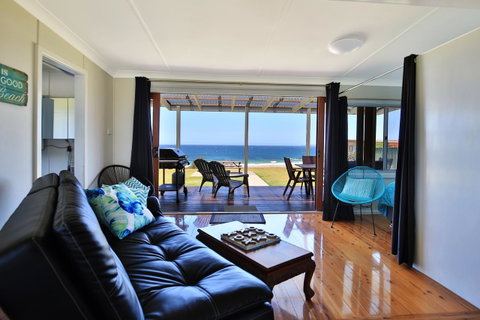 Glory @ Culburra - Absolute Beachfront - Pet & Family Friendly - Sydney Tourism 1