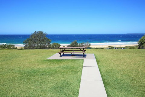 Glory @ Culburra - Absolute Beachfront - Pet & Family Friendly - Sydney Tourism 13
