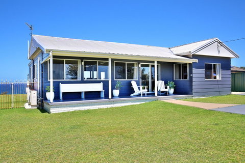 Glory @ Culburra - Absolute Beachfront - Pet & Family Friendly - Sydney Tourism 18