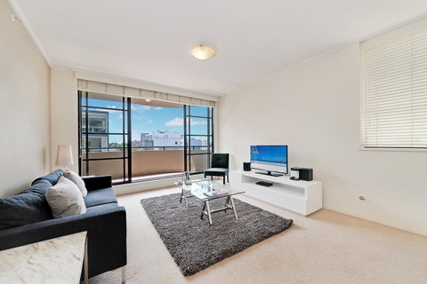 Wyndel Apartments - Apex North Sydney - Sydney Tourism 6