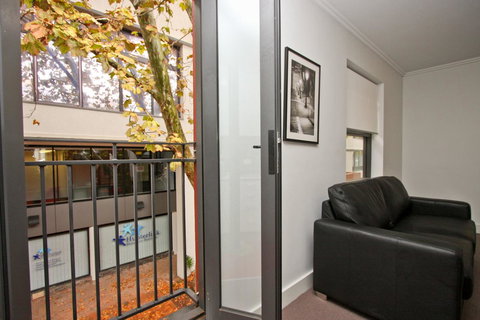 The Star Apartments - Sydney Tourism 7