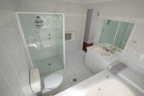 Urunga Riverview - Sydney Tourism 3