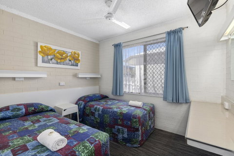 Coastal Bay Motel - Sydney Tourism 15