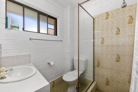 Coastal Bay Motel - Sydney Tourism 10