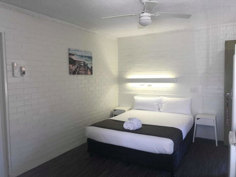 Coastal Bay Motel - Sydney Tourism 19