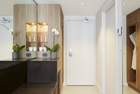 Furama Darling Harbour - Sydney Tourism 40