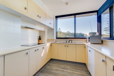 Pacific Towers Beach Resort - Sydney Tourism 31