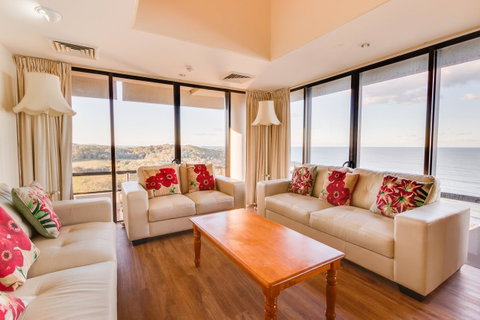 Pacific Towers Beach Resort - Sydney Tourism 22