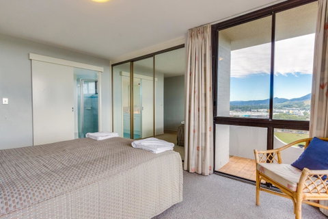 Pacific Towers Beach Resort - Sydney Tourism 35