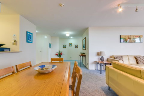Pacific Towers Beach Resort - Sydney Tourism 44