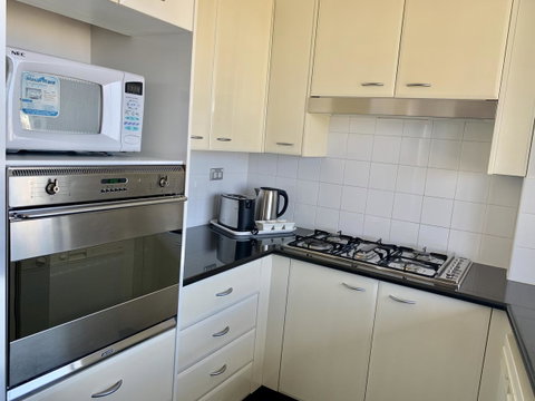Castle Serviced Apartments - Sydney Tourism 1