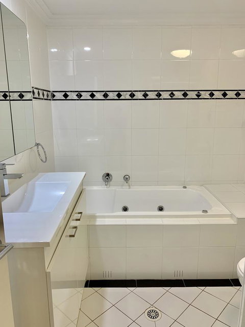Castle Serviced Apartments - Sydney Tourism 16