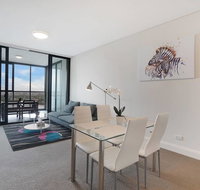 Cozy apartment with Water view plus Winter garden - Sydney Tourism