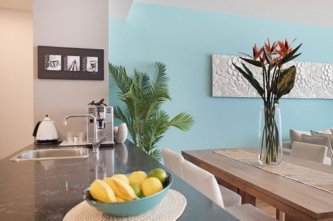 Arena Luxury Beachfront Apartment - Sydney Tourism 16