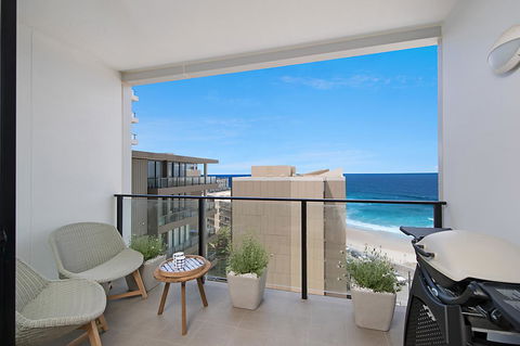 Arena Luxury Beachfront Apartment - Sydney Tourism 14