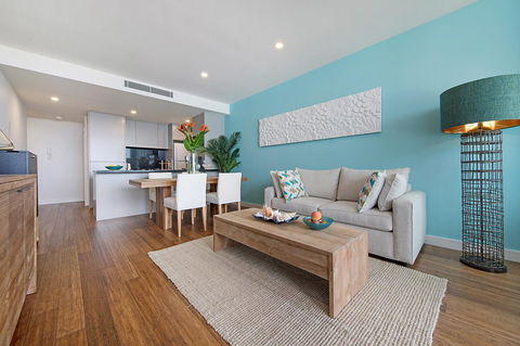 Arena Luxury Beachfront Apartment - Sydney Tourism 41
