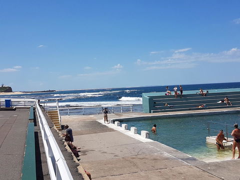 Arena Luxury Beachfront Apartment - Sydney Tourism 8