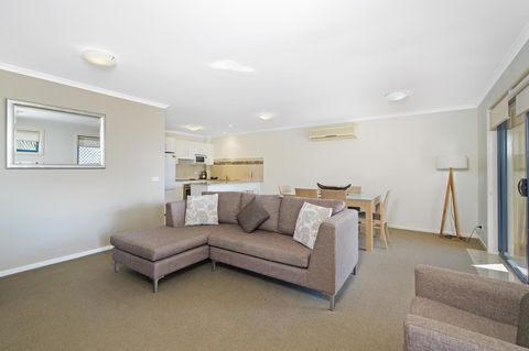 South Pacific Apartments - Sydney Tourism 9