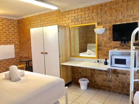 Marco Polo Motor Inn Sydney - Sydney Tourism 15