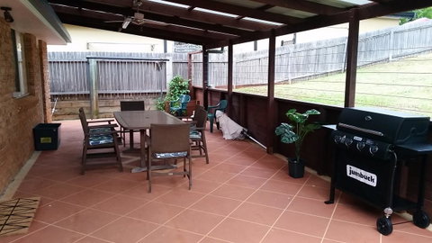 Twin Palms Holiday House At Lighthouse - Sydney Tourism 4