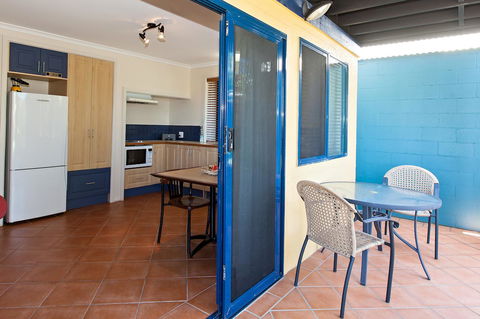 Coast Yamba - Adults Only - Sydney Tourism 29