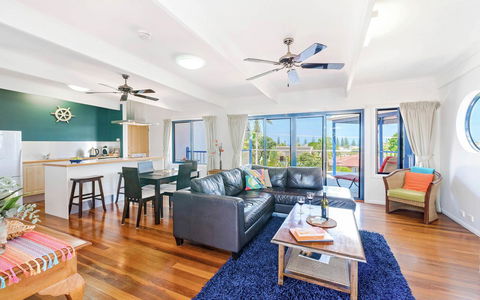 Coast Yamba - Adults Only - Sydney Tourism 7