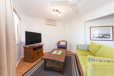 Coast Yamba - Adults Only - Sydney Tourism 30