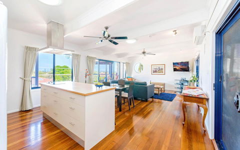 Coast Yamba - Adults Only - Sydney Tourism 10