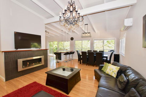 Wildlife Lodge Katoomba - Sydney Tourism 13