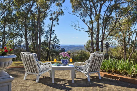 Mountainside B & B - Sydney Tourism 0