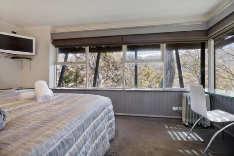 Pure Chalet Thredbo - Sydney Tourism 28